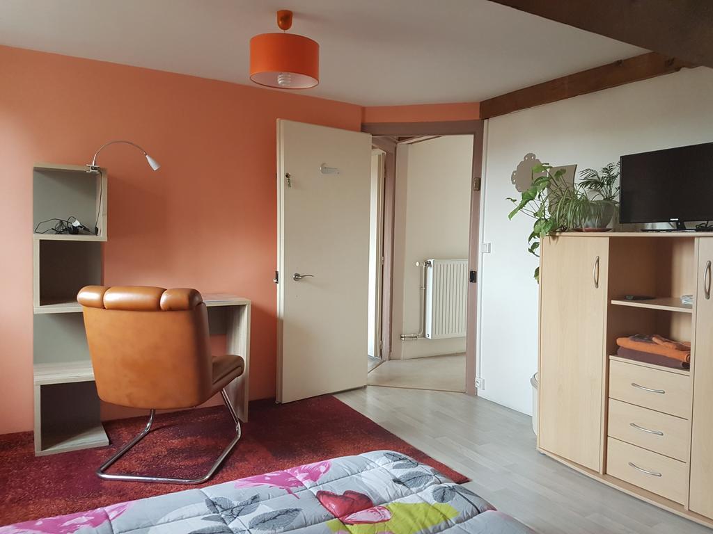 La Demi-Lune Bed & Breakfast Bailleval Luaran gambar