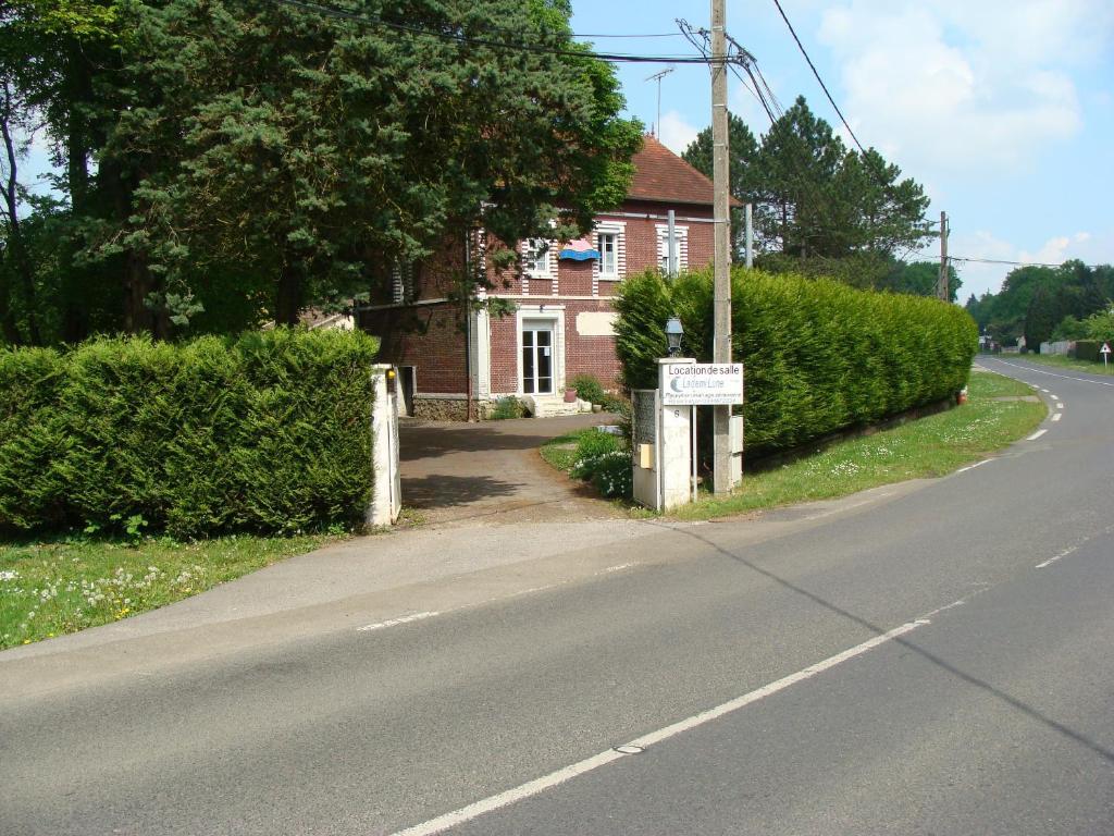 La Demi-Lune Bed & Breakfast Bailleval Luaran gambar